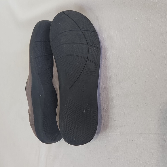 Clarks Cloudsteppers Sillian Greer Loafers Flats. Size 7 - Picture 7 of 7